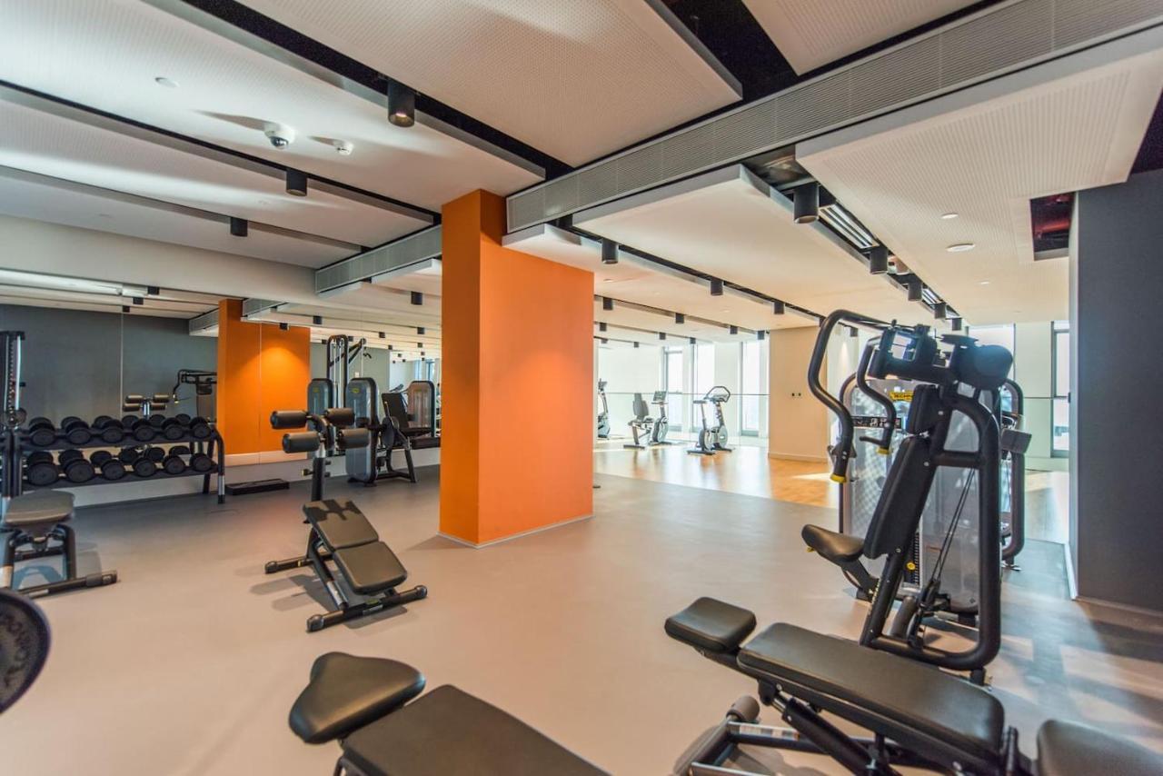 Spectacular 3 Bedroom Condo With Maids Room Facing The Dubai Eye Exteriér fotografie