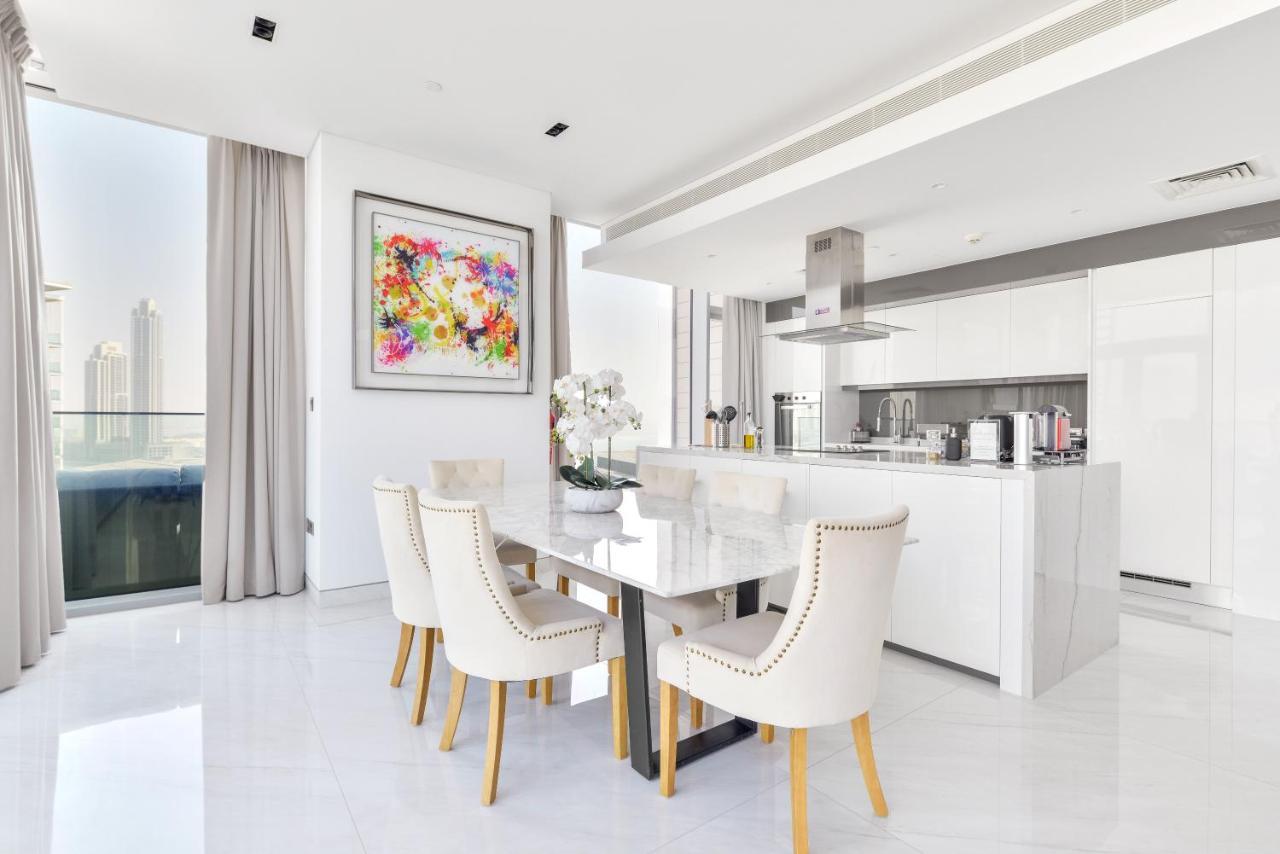 Spectacular 3 Bedroom Condo With Maids Room Facing The Dubai Eye Exteriér fotografie