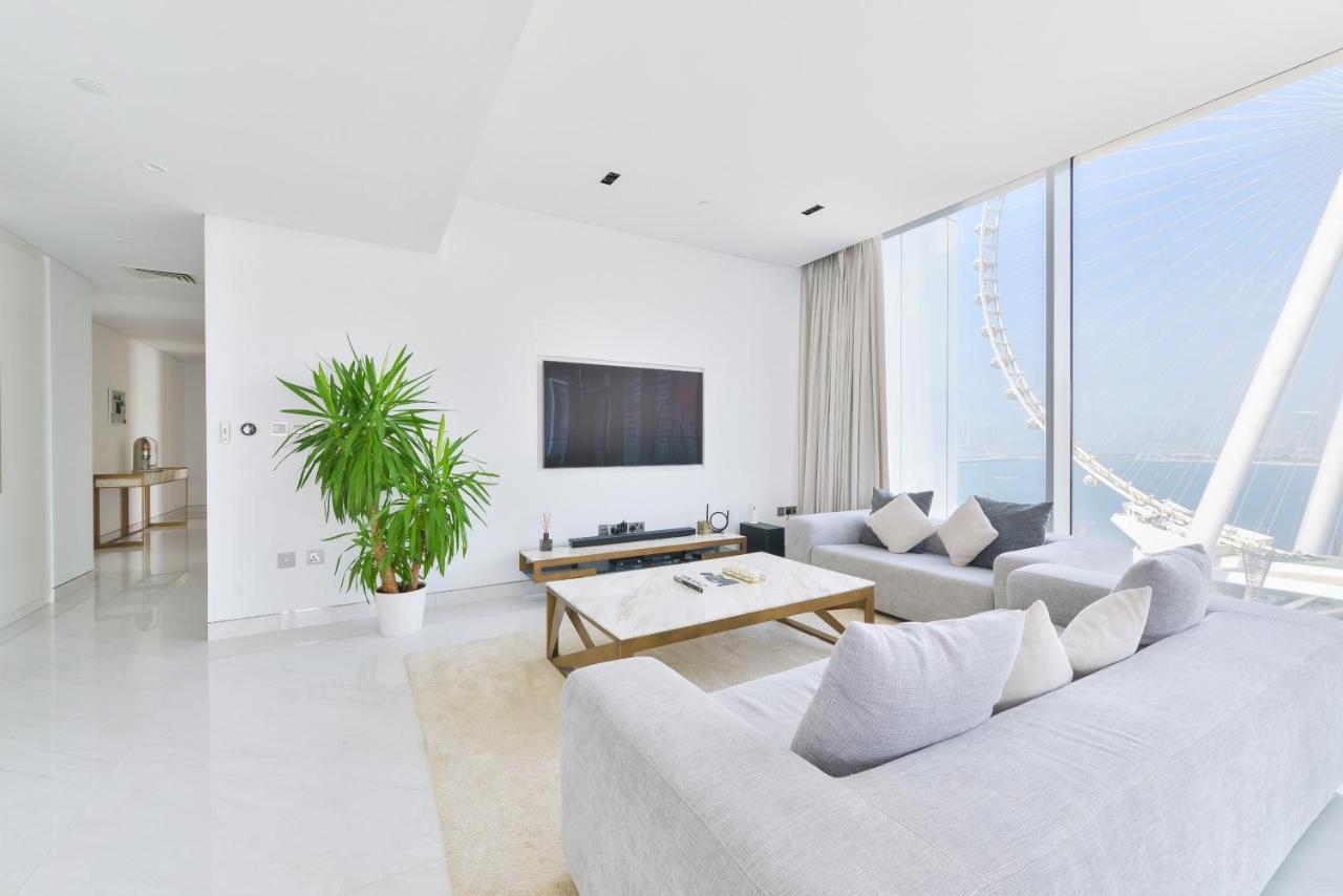 Spectacular 3 Bedroom Condo With Maids Room Facing The Dubai Eye Exteriér fotografie