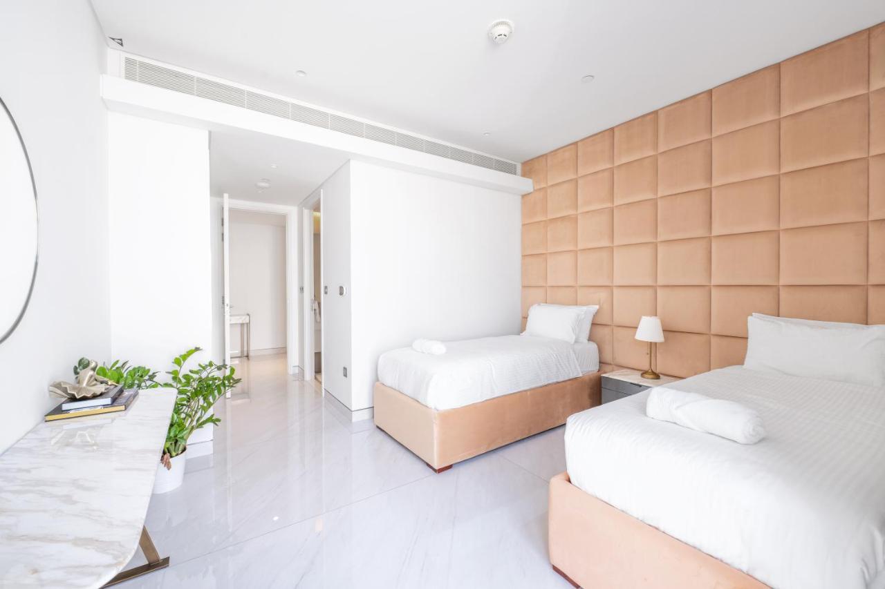 Spectacular 3 Bedroom Condo With Maids Room Facing The Dubai Eye Exteriér fotografie