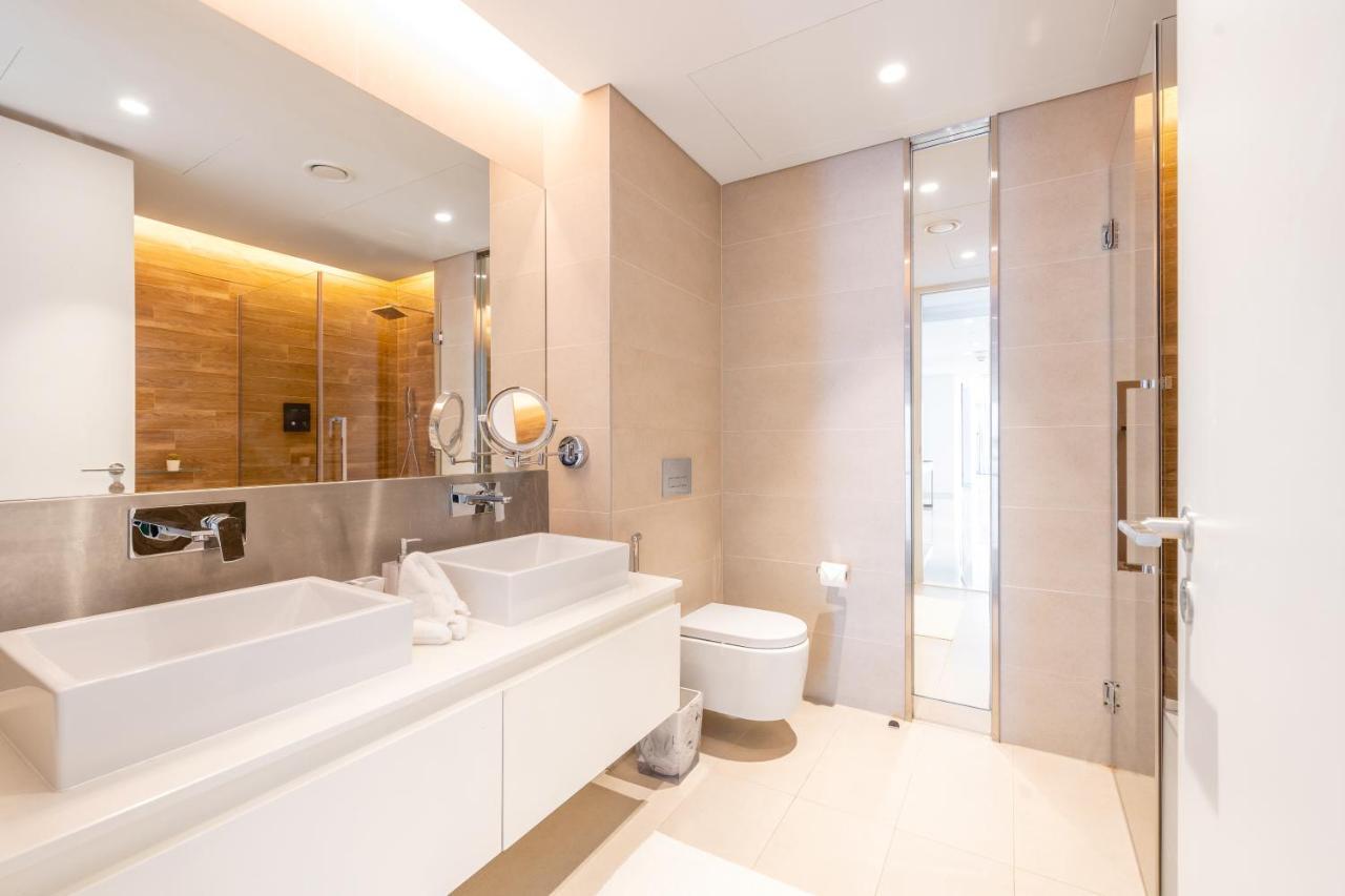 Spectacular 3 Bedroom Condo With Maids Room Facing The Dubai Eye Exteriér fotografie